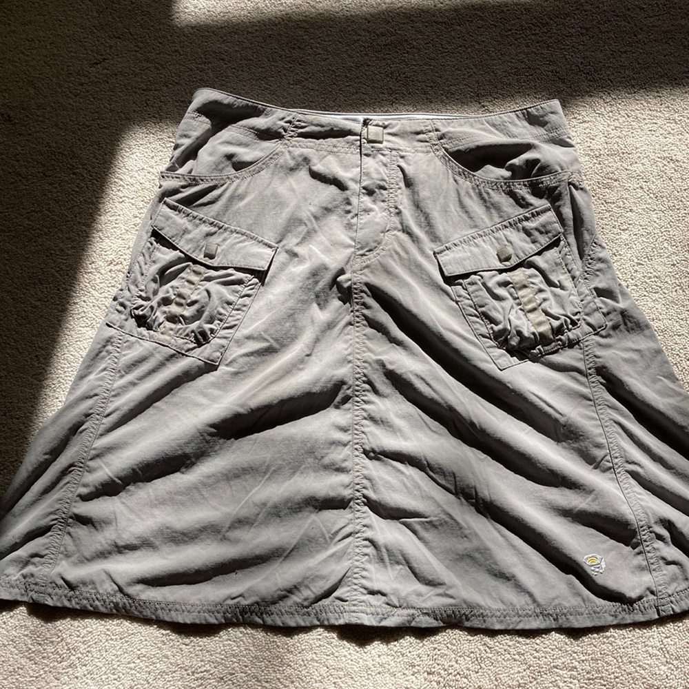 Mountain hardwear hiking skirt